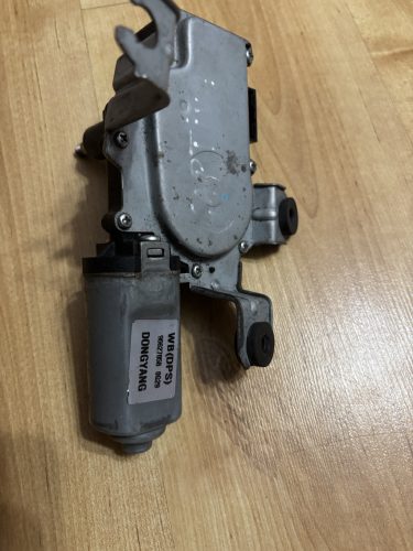 Chevrolet Captiva hátsó ablaktörlő motor 96627058