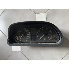 Mercedes-Benz A-osztály W169 km óracsoport A1694400211