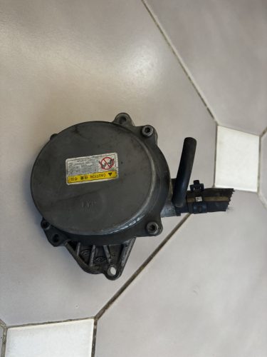 Hyundai ix35 1.7 CRDi vákuumpumpa 28810-2A500