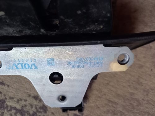 Volvo S60, V60 csomagtér ajtó zár 31335045