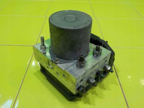 Land Rover Discovery III ABS kocka SRB500164