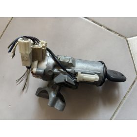 Toyota Yaris I, Celica gyújtáskapcsoló 89783-52010