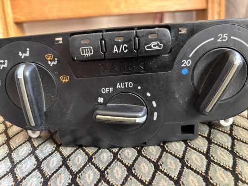 Subaru Impreza GD fűtés, klíma panel, kapcsoló 3B45234700