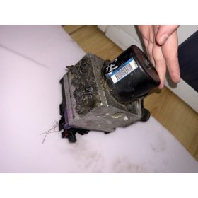 Volkswagen Passat B6 ABS kocka 3C0614095M