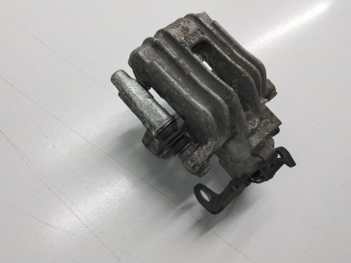 Audi A1 8X Bal hátsó féknyereg 1K0615123E