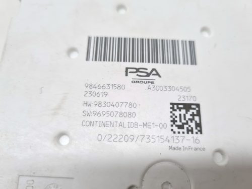 Opel Astra L Biztosítéktábla 9846631580