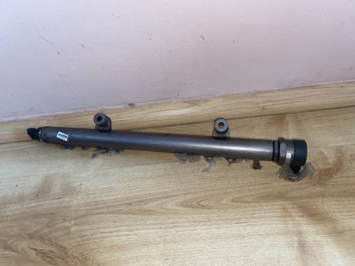 Volvo XC60 rail cső 30777759