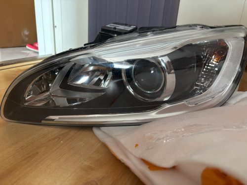 Volvo S60, V60 bal első fényszóró 31420108