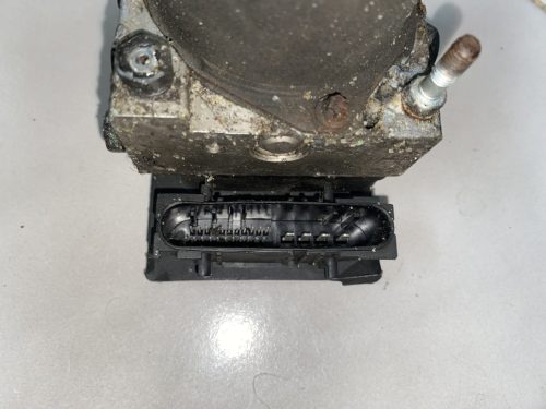 Kia Cee'd ABS kocka 0265231951