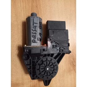   Volkswagen Passat B5 jobb hátsó elektromos ablakemelő 0130821696
