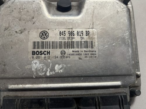 Volkswagen Polo 9N 1.4 TDI motorvezérlő 045906019BP 0281012194
